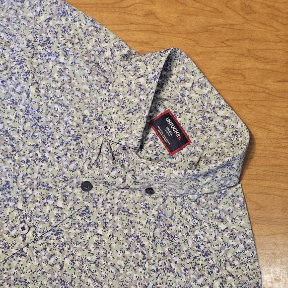 UNTUCKit Green Floral Casual Button Down Shirt - Picture 1 of 5